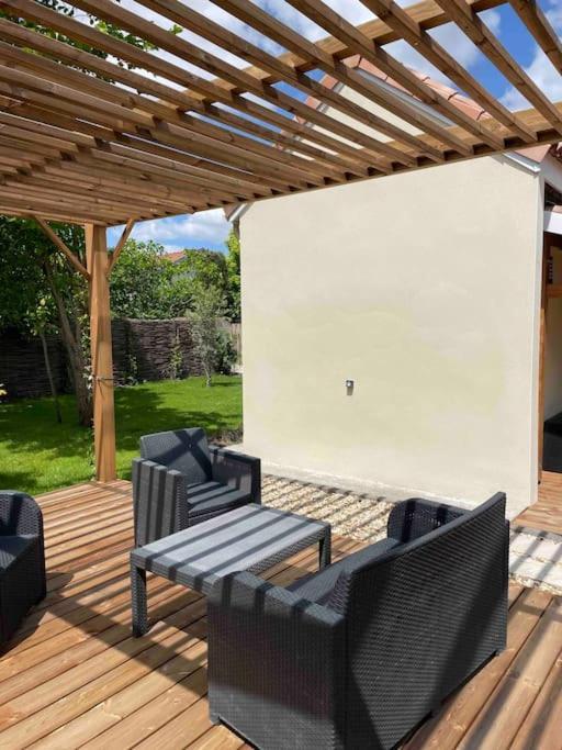 Petite Maison Avec Jardin Au Calme Floirac  Εξωτερικό φωτογραφία